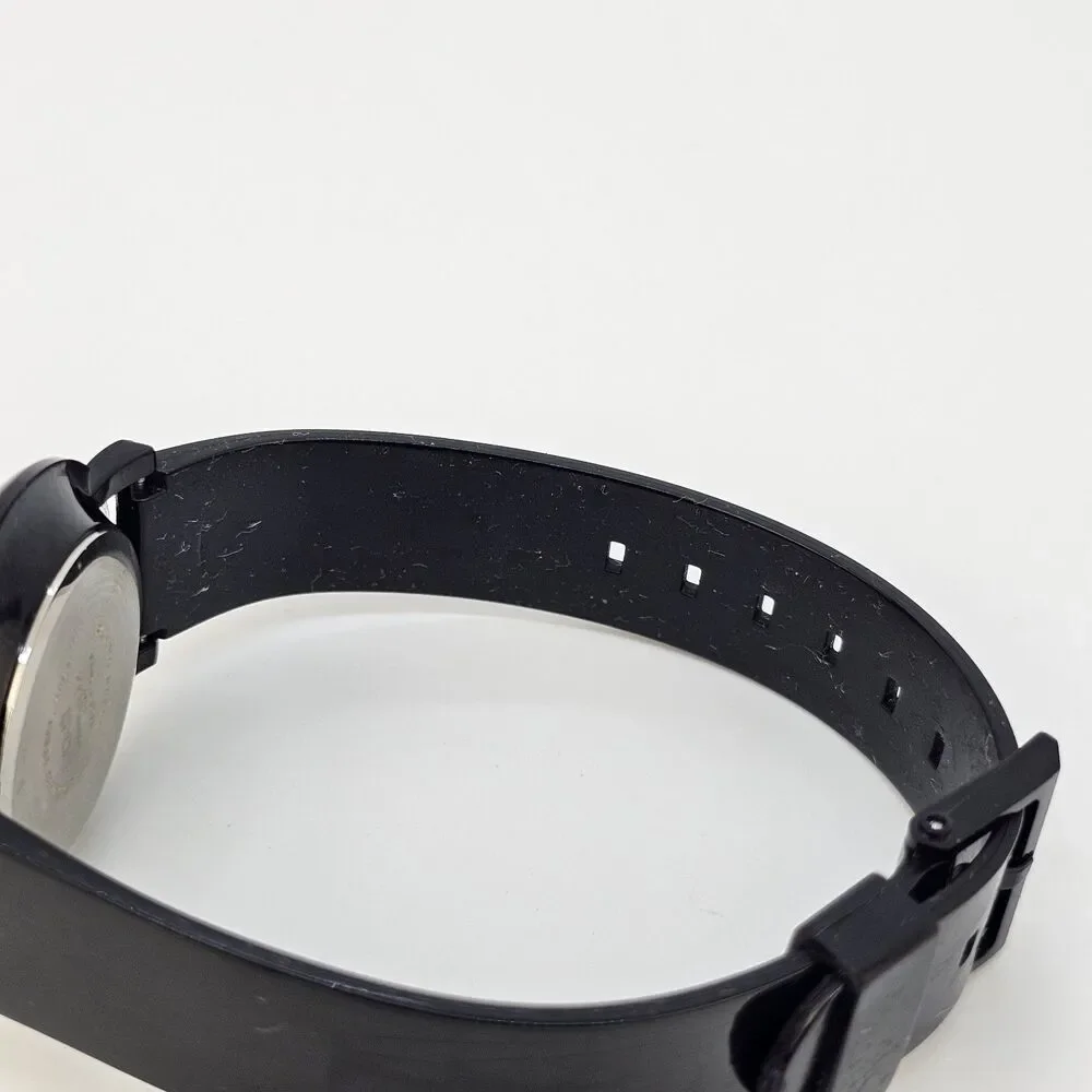 QQ Unisex Watch 37MM White Dial Black Plastic Band Straps‎ New Battery